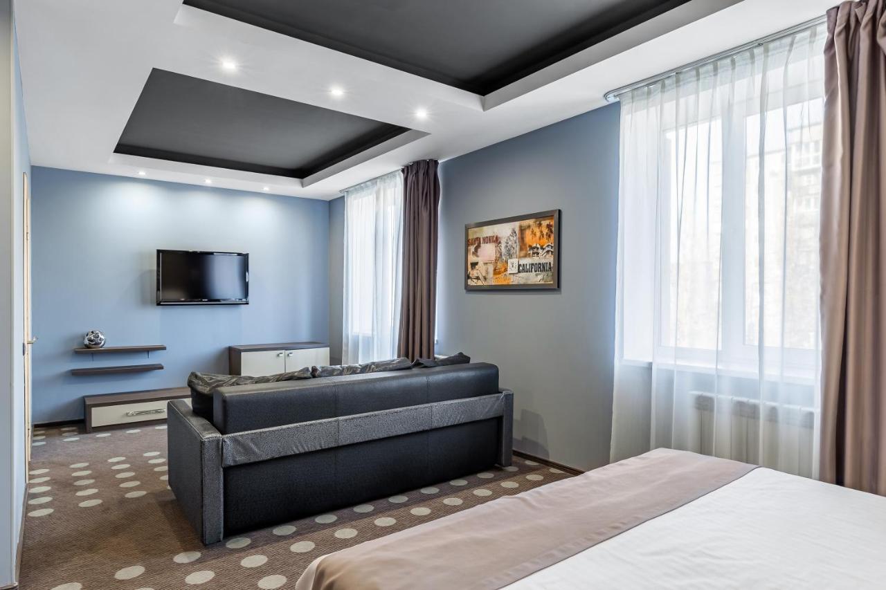 Hotel Ambassador Plaza Kiev Exterior foto